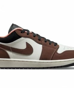 Jordan 1 Low Mocha