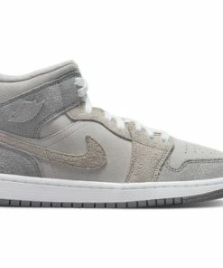 Jordan 1 Mid SE Particle Grey (W)
