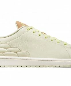 Air Jordan 1 Centre Court 'Coconut Milk Sail'