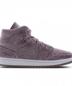 Air Jordan 1 Mid SE Women's Shoes - Purple