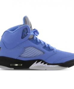 Air Jordan 5 Retro 'UNC'
