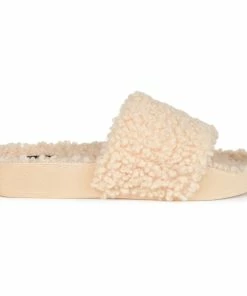 Journee Collection HAIMI