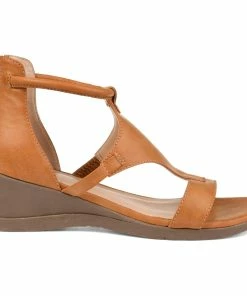 Journee Collection TRAYLE WIDE WIDTH